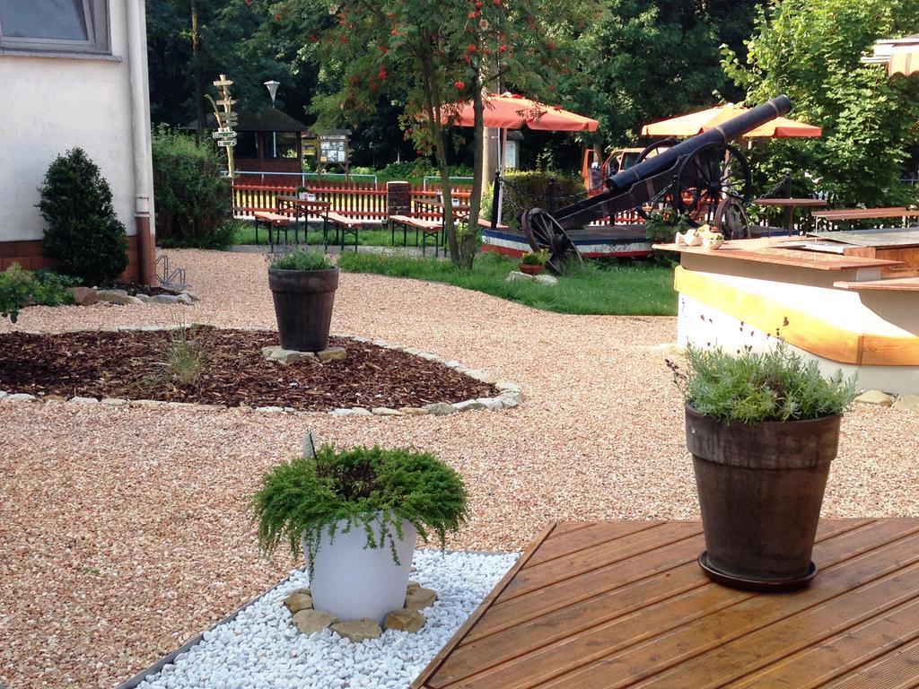 Hotel Zur Kanone Tautenhain Buitenkant foto